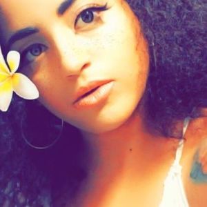 Meet your Posher, Brina